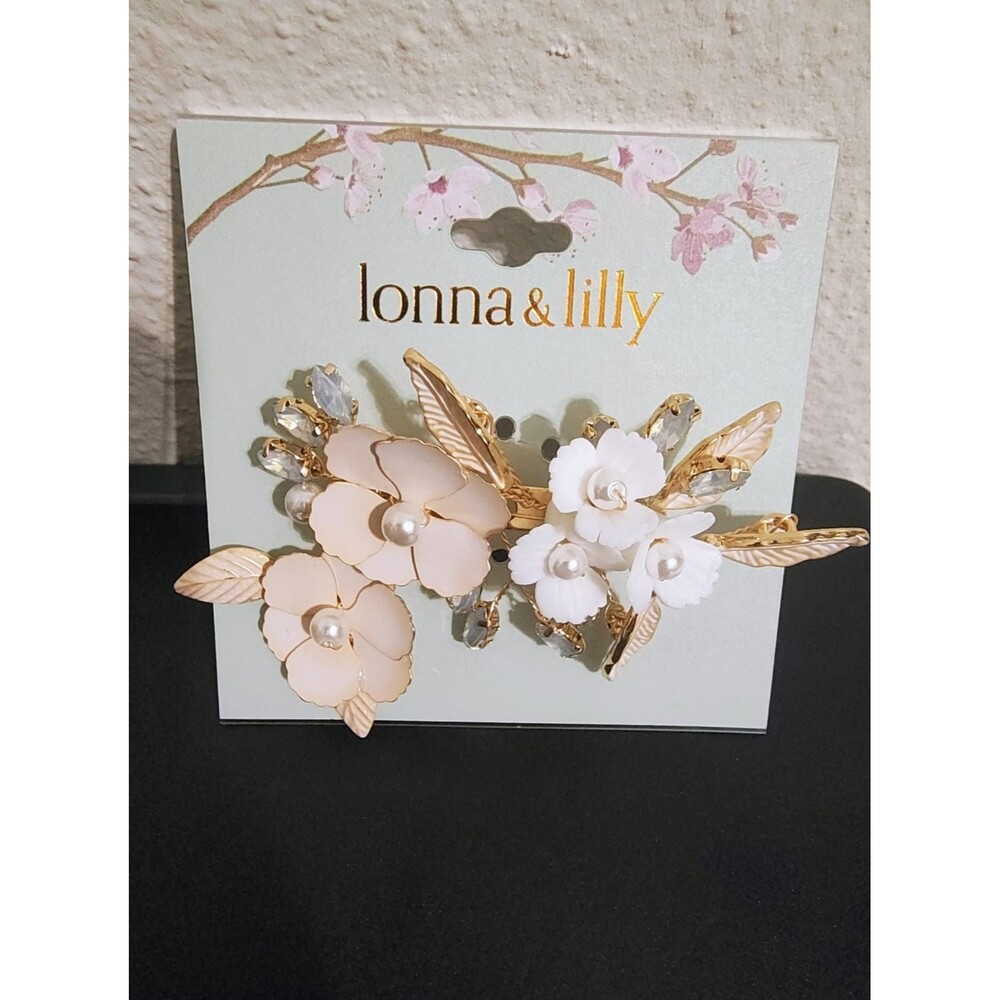 Lonna & Lilly Gold Tone Pearl Crystal Floral Flower Brooch Pin New